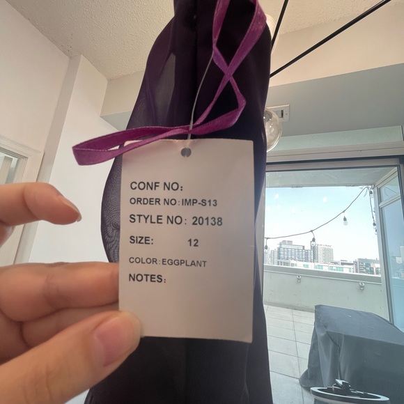 New Purple Dress Gown with straps perfect for weddings or parties! - Picture 5 of 7